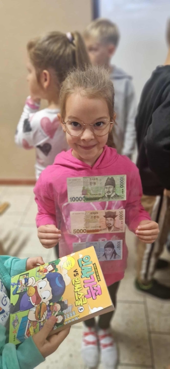 21ba6242-b48a-42dc-b42b-bc706cc0fa2d