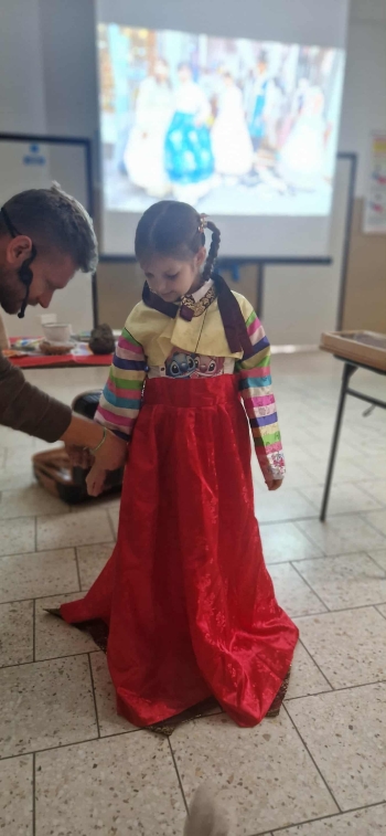 58a839e5-5cc2-4763-a7f5-4e8d79d15141