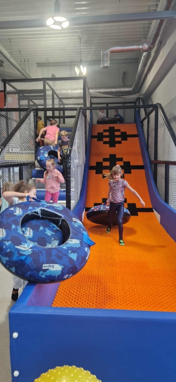 7050b334-9cee-4bb4-a99a-4bcf9c98821c