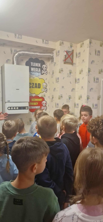 b065a752-0abf-4f0c-9666-6eb64de10fa2