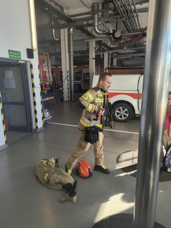 cc6c8f65-3763-4234-9510-42fa28c5cf3f