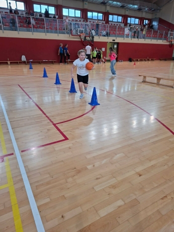 76cbc38b-710d-4b7c-8c5b-fd9760fb5d6d