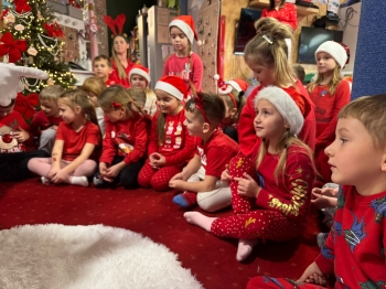 9de498f5-e75c-4bd3-b83d-826cf2e4e430