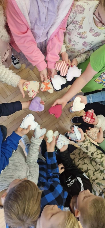 15ca0921-6dfb-4fb7-803e-de5ebb139327