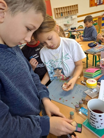 546d3a82-4403-44e0-b6bb-e16daef1b8b4