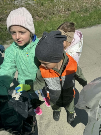 b4722245-bfb9-4ba6-b387-0a6d8cefcd48