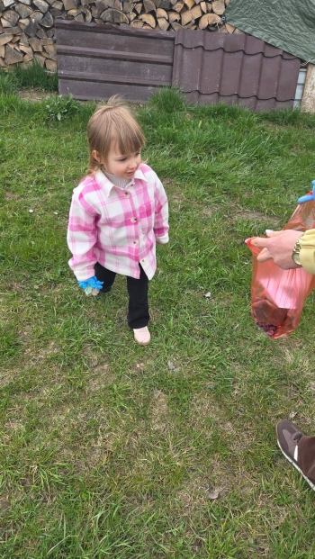 24dcc8f4-bf2d-4a34-8a34-192a3365e6f9