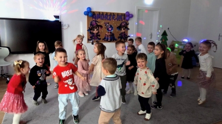 Wspomnienia Andrzejkowego Balu w przedszkolu